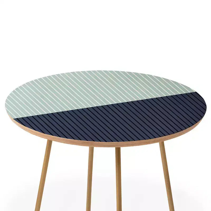Table d'appoint ronde à motifs géométriques, cadre en acier et plateau en bois composite, vert/doré